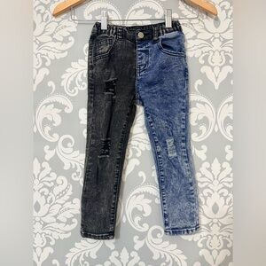 •‎ 4/$25- SHEIN Colour Block Distressed Jeans